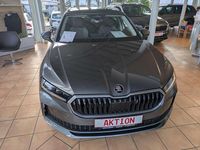 Neu Skoda Superb Selection 150 PS (110 kW) 2026 Graphitegrau metallic Kombi