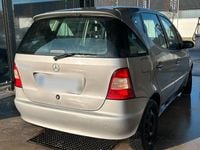 Gebraucht Mercedes A160 Elegance 102 PS (75 kW) 2000 Silber Kleinwagen