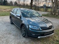 Gebraucht Skoda Octavia 184 PS (135 kW) 2015 Grau Kleinwagen
