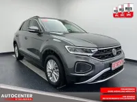 Usata VW T-Roc Life 150 CV (110 kW) 2023 Grigio SUV