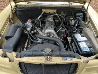 Gebraucht Mercedes 200/8 95 PS (69 kW) 1975 Gelb Limousine