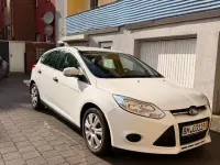 Gebraucht Ford Focus 101 PS (74 kW) 2014 Weiß Limousine