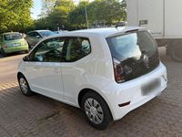 Second-hand VW up! 60 CP (44 kW) 2018 Alb Hatchback