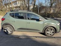 Gebraucht Dacia Sandero Expression 91 PS (66 kW) 2023 Grün Kleinwagen