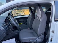 Gebraucht VW up! Basis 65 PS (47 kW) 2021 Weiß Kleinwagen