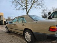 Gebraucht Mercedes 260 166 PS (122 kW) 1987 Limousine