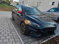 Gebraucht Ford Focus ST 182 PS (133 kW) 2019 Schwarz Kombi