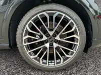 Neu Audi SQ5 Sport 367 PS (269 kW) 2025 Mythosschwarz metallic SUV