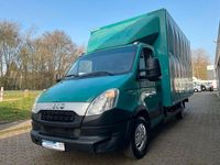 Gebraucht Iveco Daily 170 PS (125 kW) 2012 Grün Van / Kleinbus