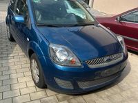 Gebraucht Ford Fiesta 70 PS (51 kW) 2008 Blau Kleinwagen