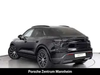 Gebraucht Porsche Macan 408 PS (300 kW) 2025 Tiefschwarzmetallic SUV
