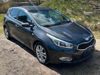 Gebraucht Kia Ceed 99 PS (72 kW) 2013 Grau Kleinwagen