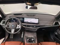 Gebraucht BMW X7 352 PS (258 kW) 2025 Saphirschwarz SUV