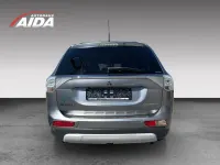 Gebraucht Mitsubishi Outlander Intense 150 PS (110 kW) 2014 Grau SUV
