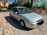 Second-hand Ford Focus 100 CP (73 kW) 1998 Argintiu Berlinǎ