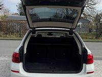 Gebraucht BMW 520 Performance 190 PS (139 kW) 2017 Weiß Kombi