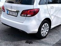 Gebraucht Mercedes B220 170 PS (125 kW) 2018 Weiß Van / Kleinbus