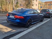 Gebraucht Jaguar XE 179 PS (131 kW) 2016 Blau Limousine