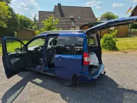 Gebraucht Ford Tourneo Courier Titanium 101 PS (74 kW) 2016 Blau Van / Kleinbus