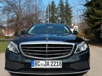 Gebraucht Mercedes C220 Exclusive 194 PS (142 kW) 2018 Grün Kombi