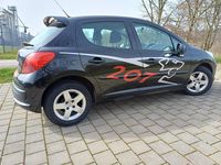 Gebraucht Peugeot 207 Active 95 PS (69 kW) 2008 Schwarz Kleinwagen