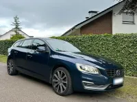 Gebraucht Volvo V60 163 PS (119 kW) 2014 Blau Kombi