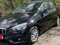 Gebraucht BMW 218 Advantage 136 PS (100 kW) 2017 Schwarz Kombi