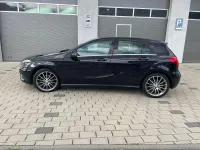 Gebraucht Mercedes A200 Style 156 PS (114 kW) 2014 Violett Kleinwagen