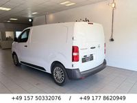 Gebraucht Opel Vivaro Edition 120 PS (88 kW) 2020 Weiß Van / Kleinbus