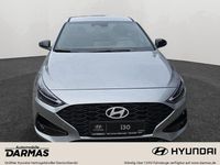 Gebraucht Hyundai i30 Advantage 101 PS (74 kW) 2025 Shimmering silver Limousine