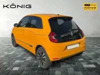 Używany Renault Twingo Techno 60 kW (82 KM) 2023 Żółty Hatchback