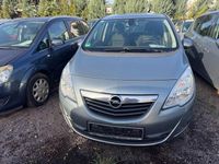 Gebraucht Opel Meriva Design Edition 101 PS (74 kW) 2011 Silber Van / Kleinbus