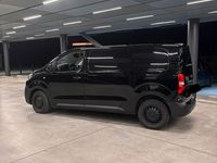 Gebraucht Peugeot Expert Avantage 122 PS (89 kW) 2017 Schwarz Van