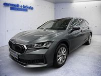 Neu Skoda Superb Selection 193 PS (141 kW) 2025 Grau Kombi