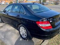 Gebraucht Mercedes C180 156 PS (114 kW) 2009 Schwarz Limousine
