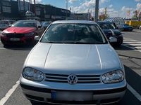 Usata VW Golf IV 75 CV (55 kW) 2000 Grigio Utilitaria