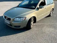 Gebraucht Volvo V50 125 PS (91 kW) 2007 Gelb Kombi