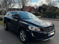 Gebraucht Volvo XC60 150 PS (110 kW) 2016 Schwarz SUV