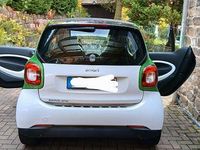 Gebraucht Smart ForTwo Electric Drive 60 kW (82 PS) 2018 Grün Coupé