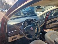 Gebraucht Fiat Linea Dynamic 120 PS (88 kW) 2008 Rot Limousine