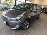 Gebraucht Hyundai ix20 125 PS (91 kW) 2017 Grau Kleinwagen