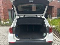 Gebraucht BMW X1 184 PS (135 kW) 2011 Weiß SUV