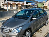 Gebraucht Mercedes B180 109 PS (80 kW) 2005 Gold Van / Kleinbus