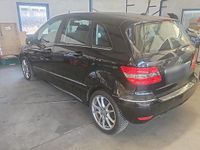 Gebraucht Mercedes B150 95 PS (69 kW) 2009 Schwarz Van / Kleinbus