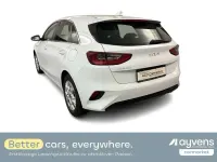 Gebraucht Kia Ceed Vision 160 PS (117 kW) 2023 Weiß Kleinwagen