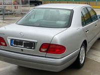 gebraucht Mercedes E230 ELEGANCE 115.000 TÜV Autom Klima TOP