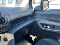 Gebraucht Peugeot Rifter Active 102 PS (75 kW) 2019 Weiß Van / Kleinbus