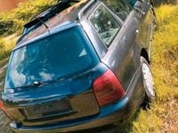 Second-hand Audi A4 100 CP (73 kW) 1997 Negru Break