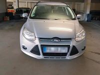 Second-hand Ford Focus 120 CP (88 kW) 2012 Gri Berlinǎ