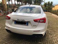 Gebraucht Maserati Ghibli 275 PS (202 kW) 2017 Weiß Limousine